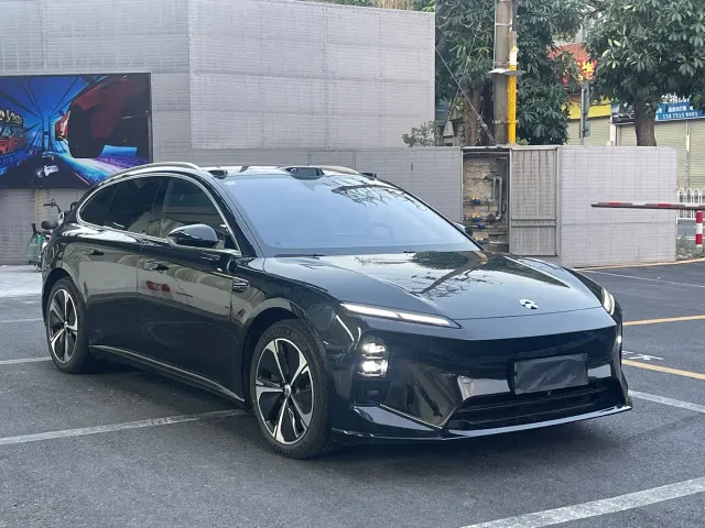 Nio ET5 Touring — Фото автомобиля 4
