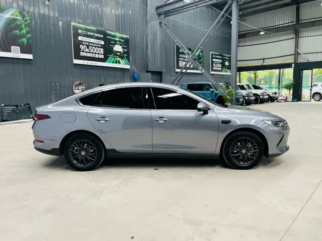 BYD Qin PLUS — Фото автомобиля 7