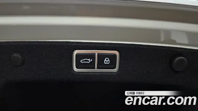 Hyundai Grandeur GN7 — Фото автомобиля 26