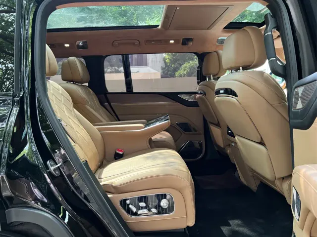 BYD U8L — Фото автомобиля 11