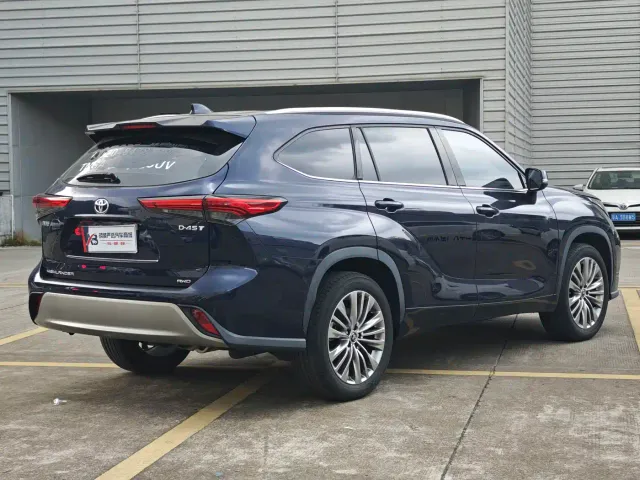 Toyota Highlander — Фото автомобиля 5