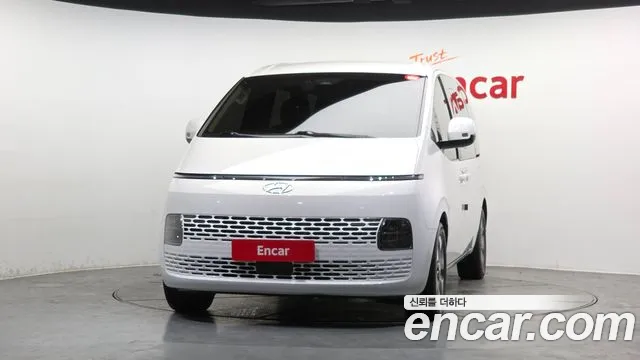 Hyundai Staria — Фото автомобиля 3