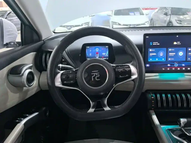 BYD Yuan PLUS — Фото автомобиля 10