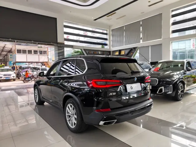 BMW BMW X5 (Import) 2021 Facelift xDrive30i M Sport Package — Фото автомобиля 4