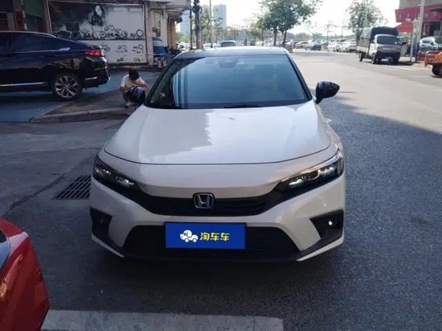 Honda Civic — Фото автомобиля 2