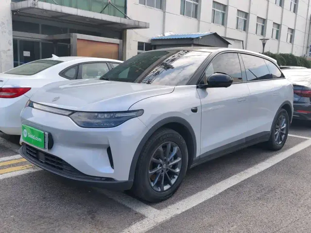 Фотография автомобиля — Leapmotor C11