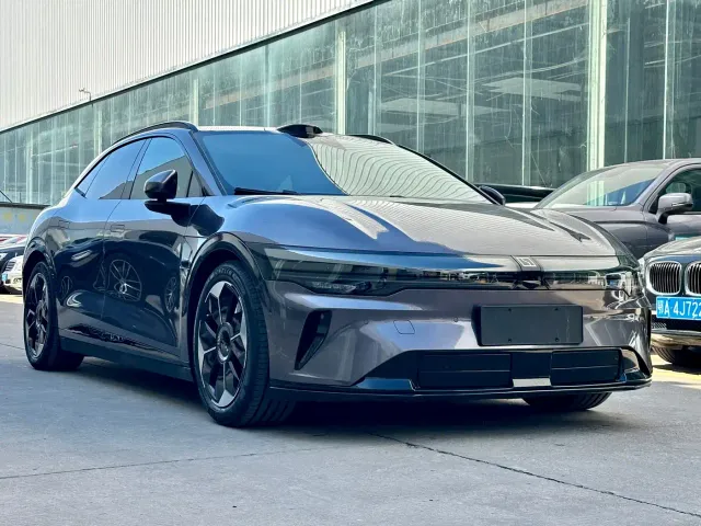 Zeekr 007 GT — Фото автомобиля 3
