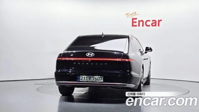 Hyundai Grandeur GN7 — Фото автомобиля 4