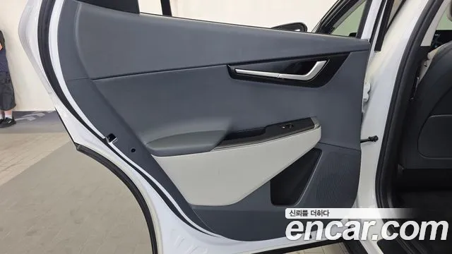 Kia EV6 — Фото автомобиля 14
