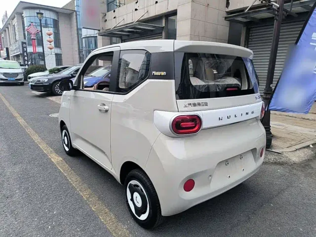 Wuling Hongguang Mini EV — Фото автомобиля 22