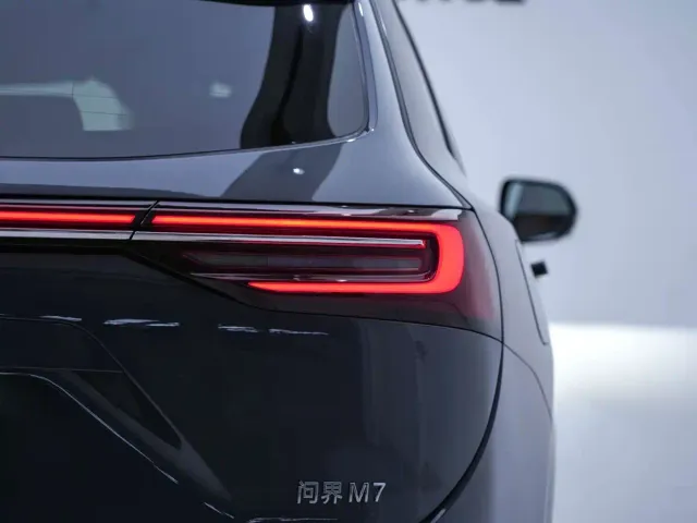 Aito M7 — Фото автомобиля 20