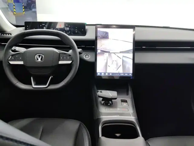 Changan Eado — Фото автомобиля 12
