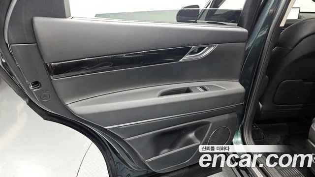 Genesis GV80 2.5T Бензин AWD — Фото автомобиля 25