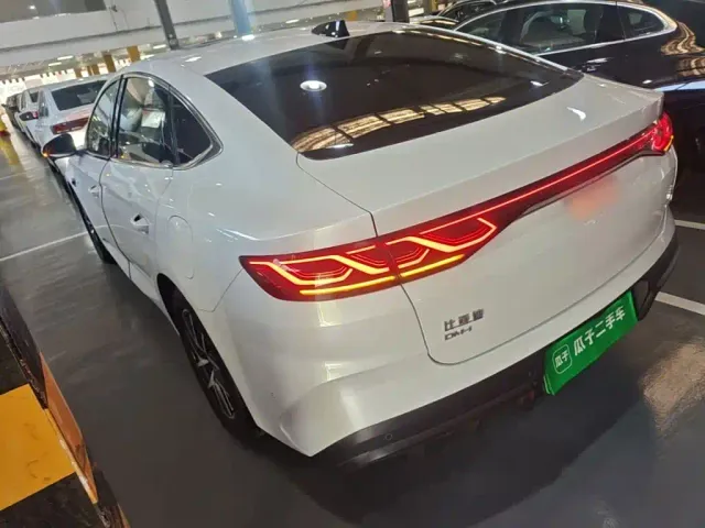 BYD Qin L — Фото автомобиля 4