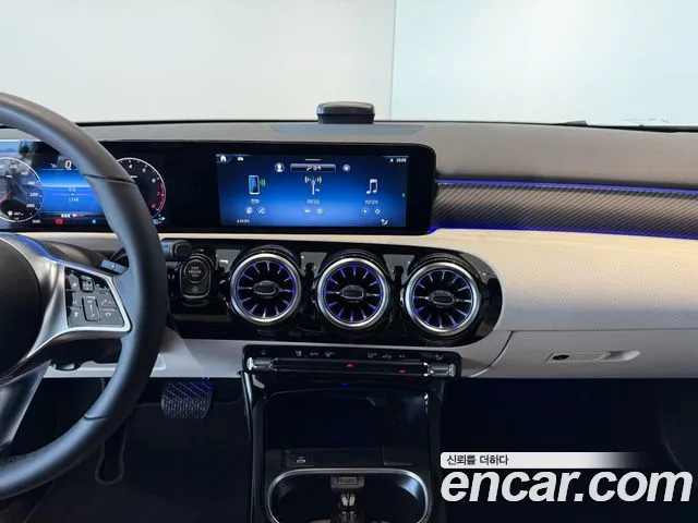 Mercedes-Benz A-Class W177 — Фото автомобиля 19