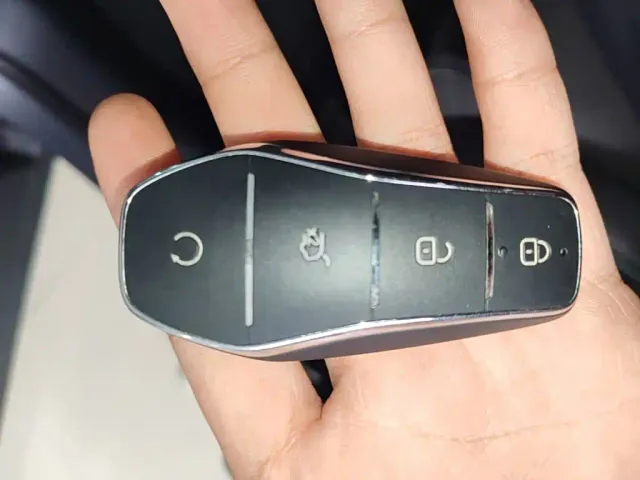 BYD Song L DM-i — Фото автомобиля 8