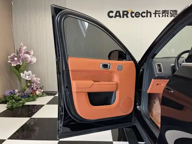 Li Auto L9 — Фото автомобиля 16