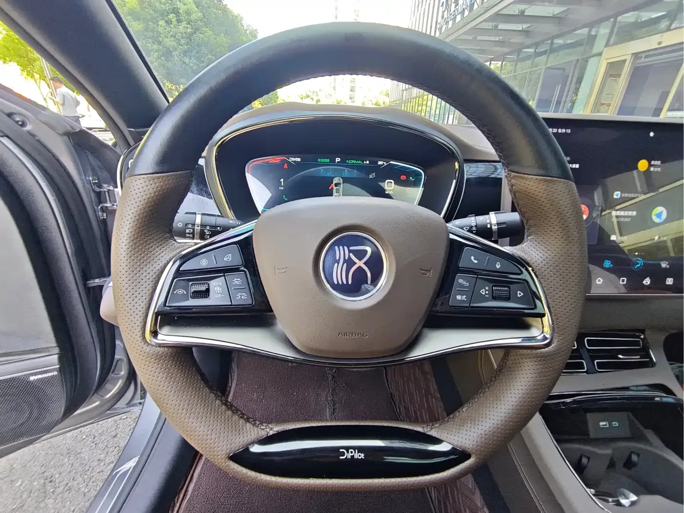 BYD Han 2024 EV Glory Edition 605KM FWD Premium — Фото автомобиля 5