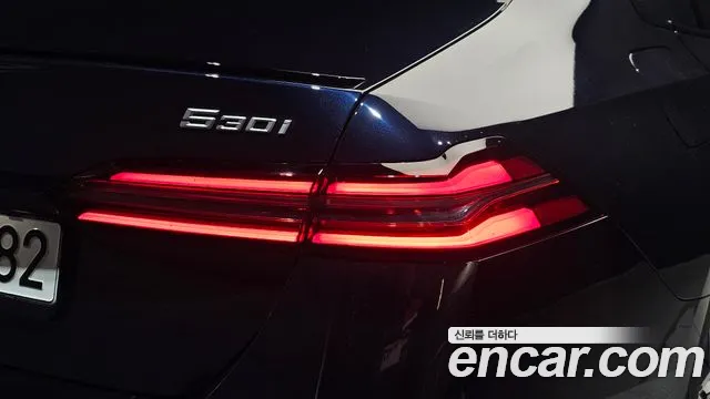 BMW 5-Series 5 серия (G60) 530i xDrive M Sport Pro Special Edition — Фото автомобиля 23