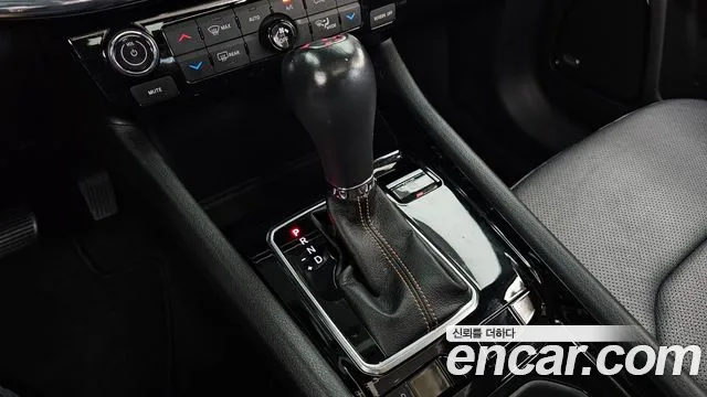 Jeep Compass — Фото автомобиля 9