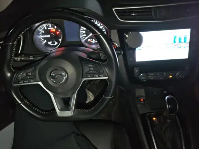 Nissan Qashqai — Фото автомобиля 12