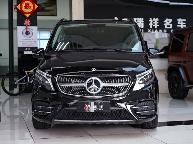 Mercedes-Benz V-Class — Фото автомобиля 2