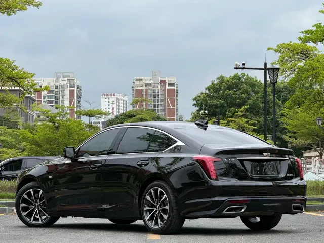 Cadillac CT5 — Фото автомобиля 4