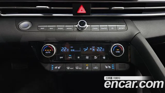 Hyundai Avante CN7 — Фото автомобиля 23