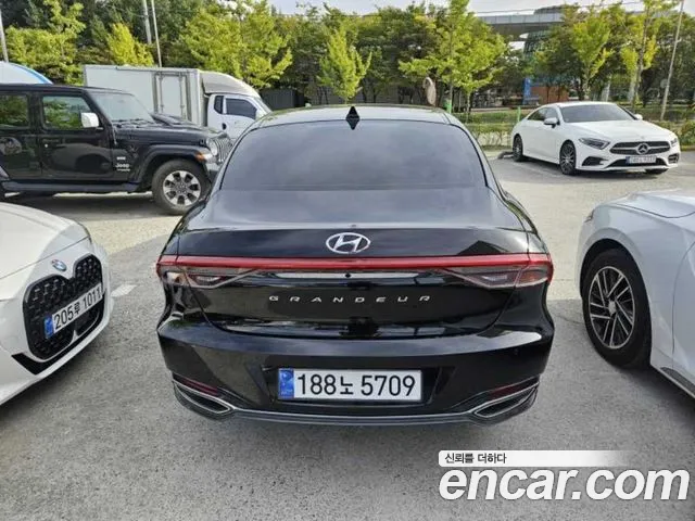 Hyundai Grandeur Grandeur (New) — Фото автомобиля 4