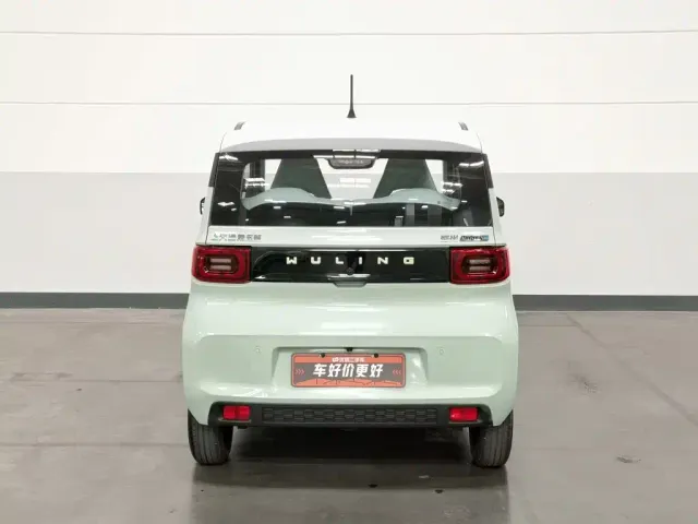 Wuling Hongguang Mini EV — Фото автомобиля 4