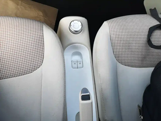 Wuling Hongguang Mini EV — Фото автомобиля 13