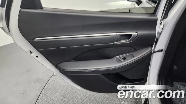 Hyundai Sonata Sonata Edge(DN8) 2.0 LPG(Для проката) — Фото автомобиля 6