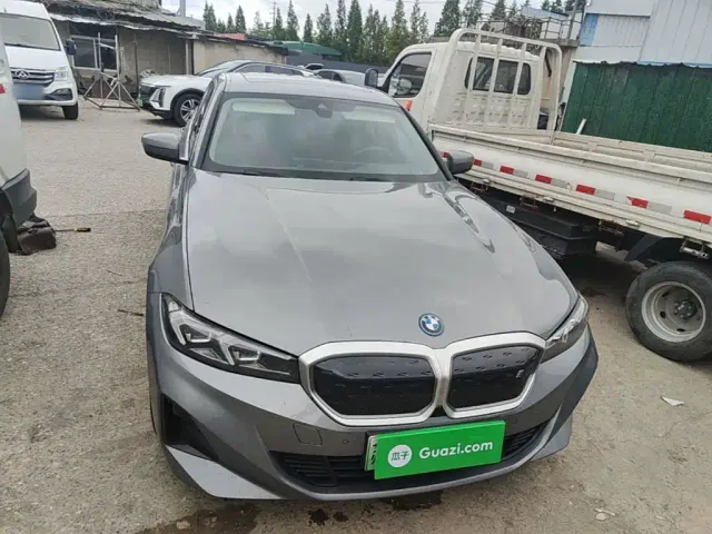 BMW i3 — Фото автомобиля 2