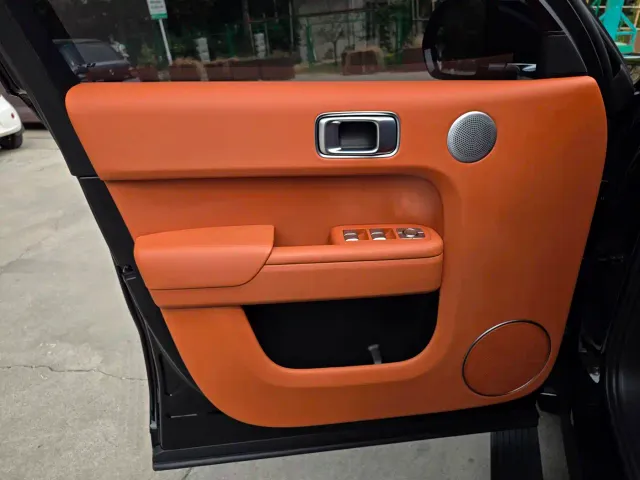 Li Auto L9 — Фото автомобиля 6