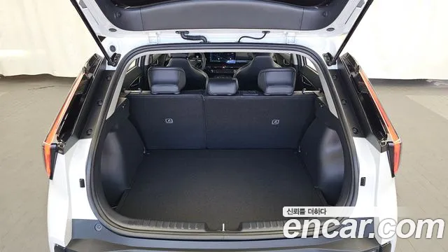 Kia Niro Generation 2 — Фото автомобиля 20