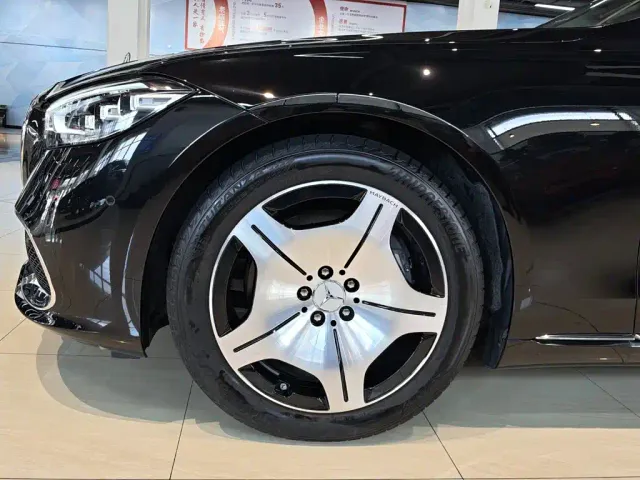 Mercedes-Benz Maybach S-Class 2024 Facelift S 480 4MATIC — Фото автомобиля 9