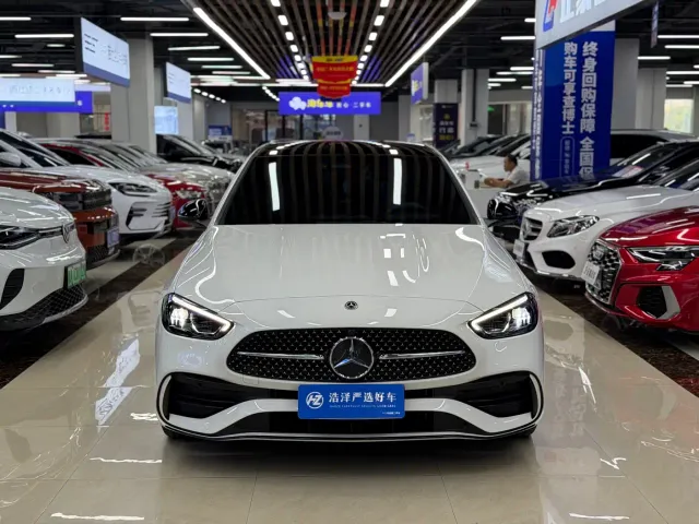 Mercedes-Benz C-Class — Фото автомобиля 2