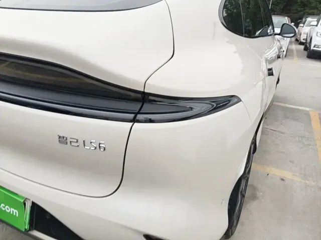 IM Motors LS6 — Фото автомобиля 7