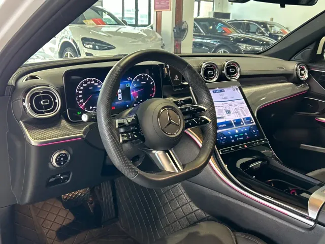 Mercedes-Benz C-Class — Фото автомобиля 6