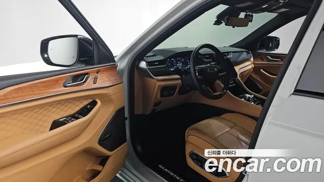 Jeep Cherokee — Фото автомобиля 10