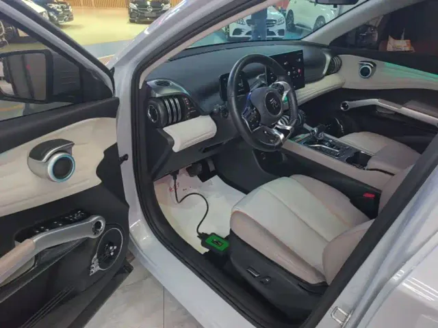 BYD Yuan PLUS — Фото автомобиля 15