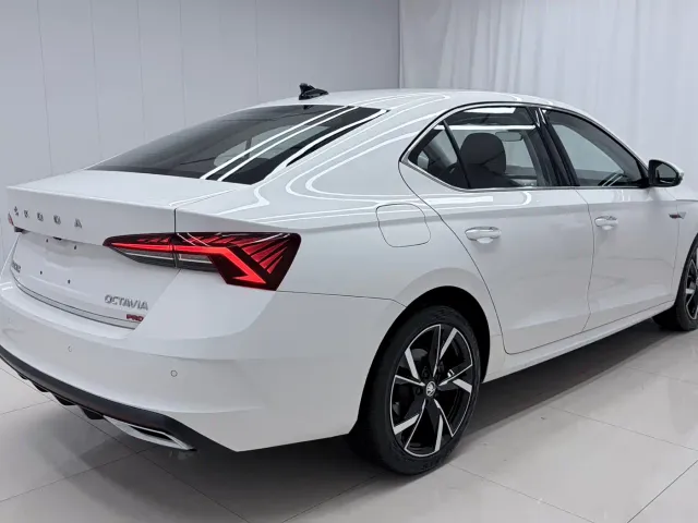 Skoda Octavia — Фото автомобиля 4