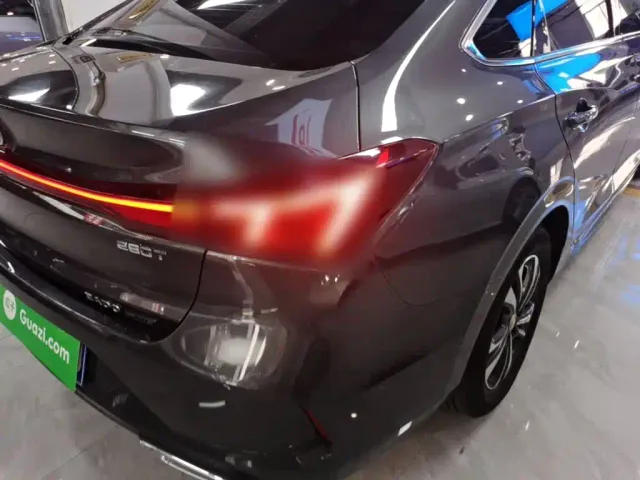 Changan Eado — Фото автомобиля 7