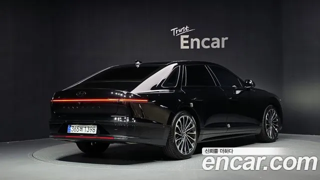 Hyundai Grandeur GN7 — Фото автомобиля 2
