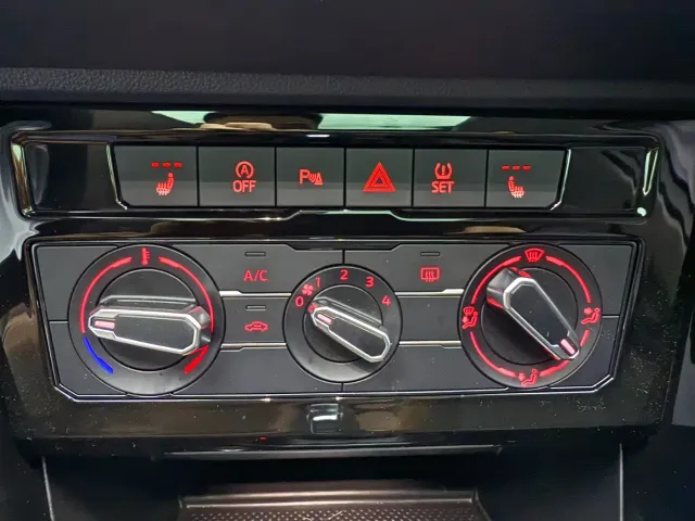 Jetta VS7 — Фото автомобиля 16