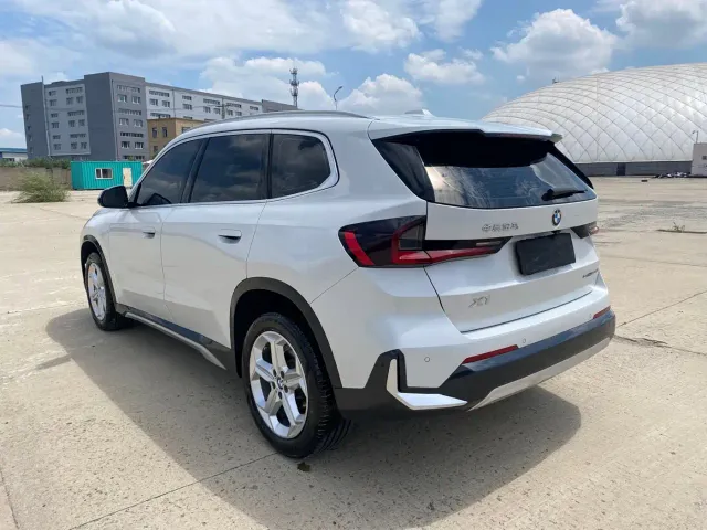 BMW X1 — Фото автомобиля 6