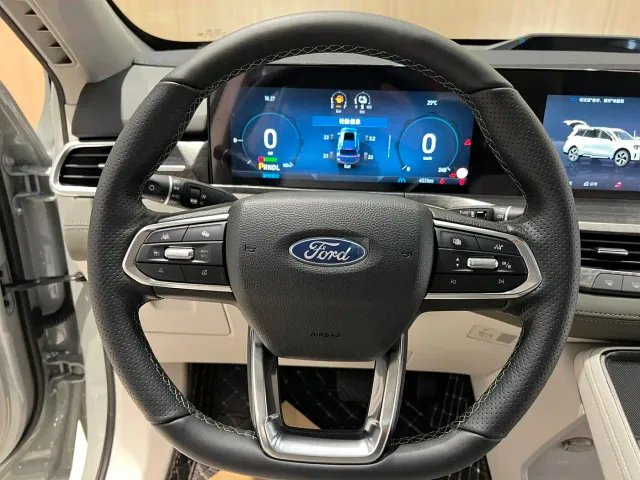 Ford Lingyu — Фото автомобиля 10