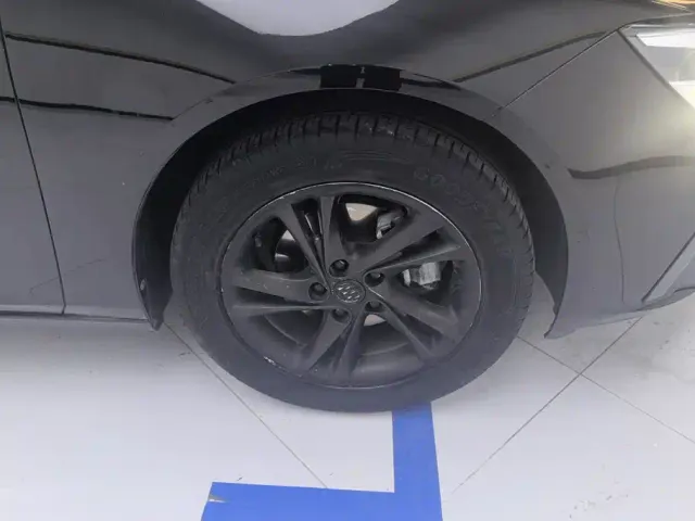 Buick Regal — Фото автомобиля 6