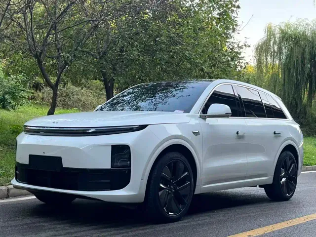 Фотография автомобиля — Li Auto L6