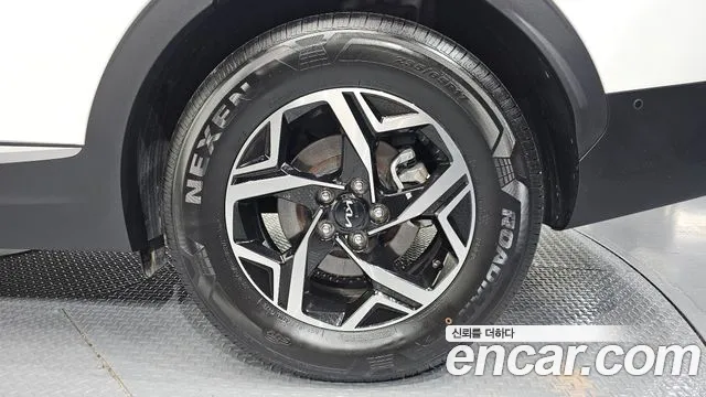 Kia Sportage Sportage 5-е поколение Дизель 2.0 2WD — Фото автомобиля 21
